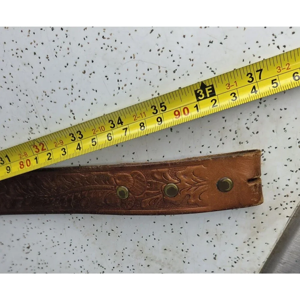 Justin Top Grain Leather Belt Only Beautiful Southwestern Floral Detail 37”